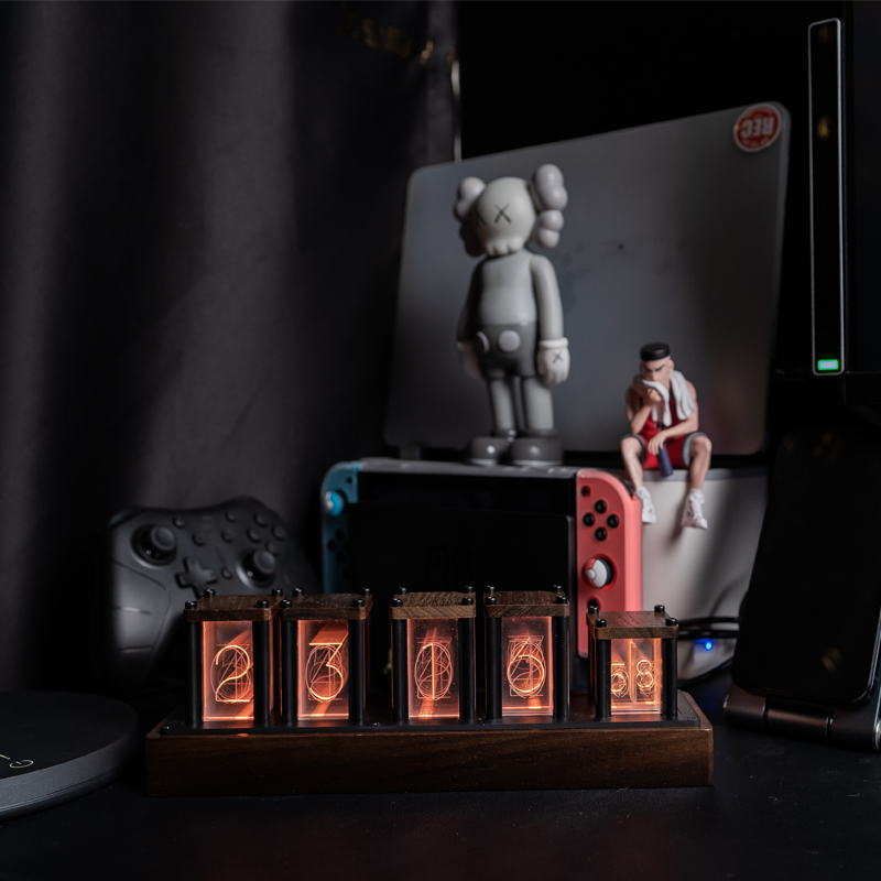 Horloge à Tube Nixie simulée r - Desk Setup Youtube avis et prix